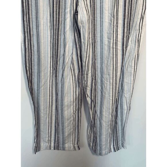 Briggs New York Striped Straight Leg Pants - Picture 9 of 9